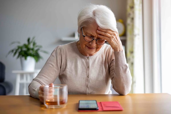 Woman with migraine